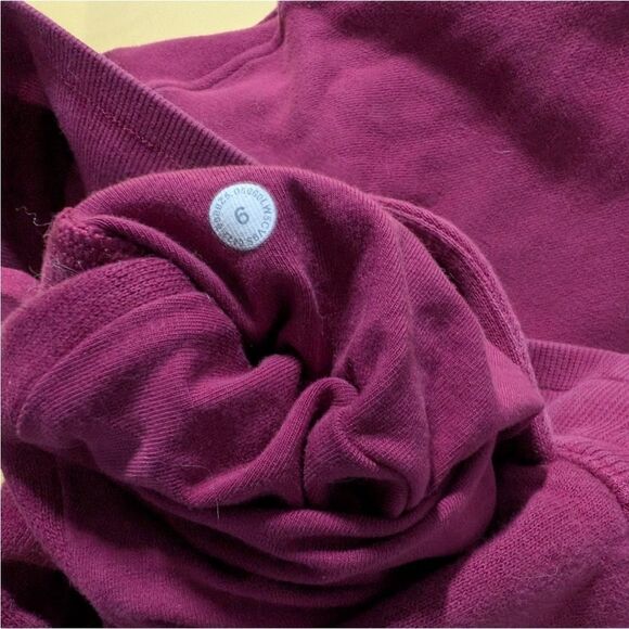 Lululemon Scuba Jogger - Picture 4 of 4